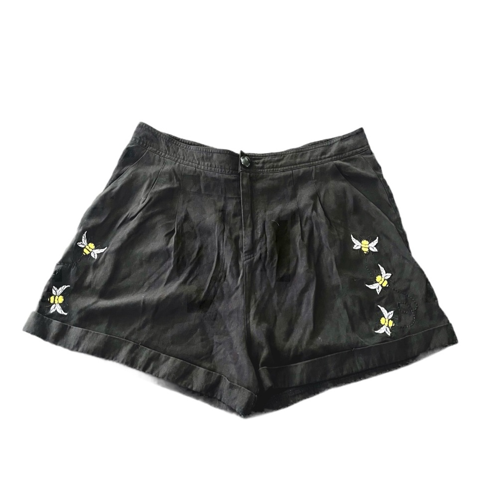 Voodoo Vixen Bee Shorts Size L